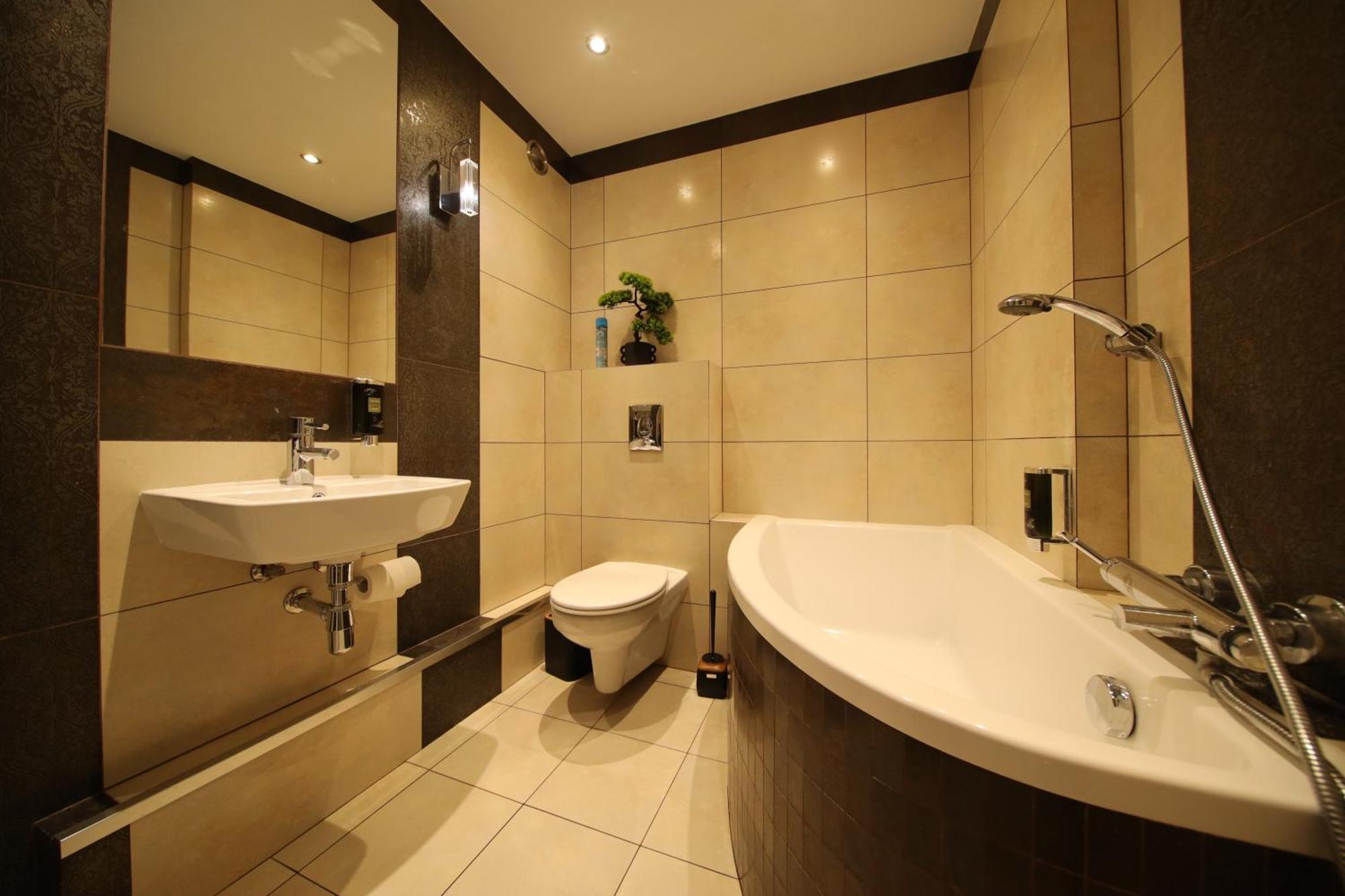 Bronco Apartments วอร์ซอ ภายนอก รูปภาพ
